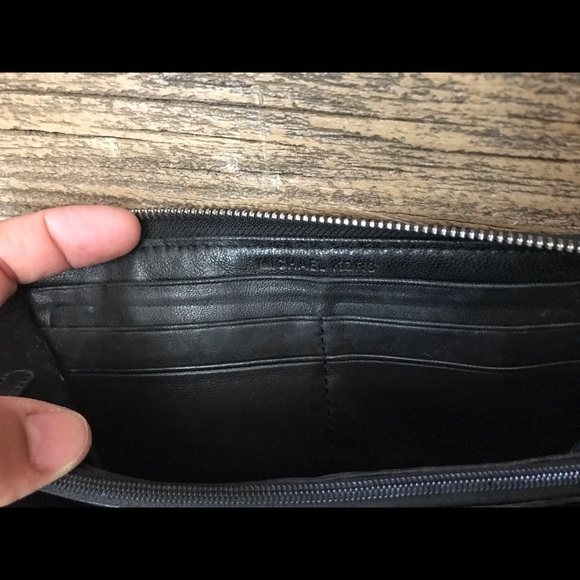 Michael Kors black leather wallet - Picture 6 of 9